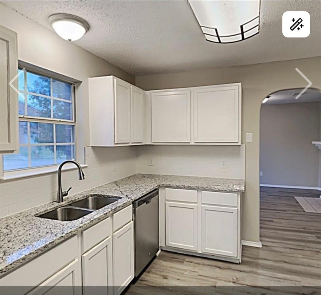 4329 Apple Dr - Photo 3 of 17