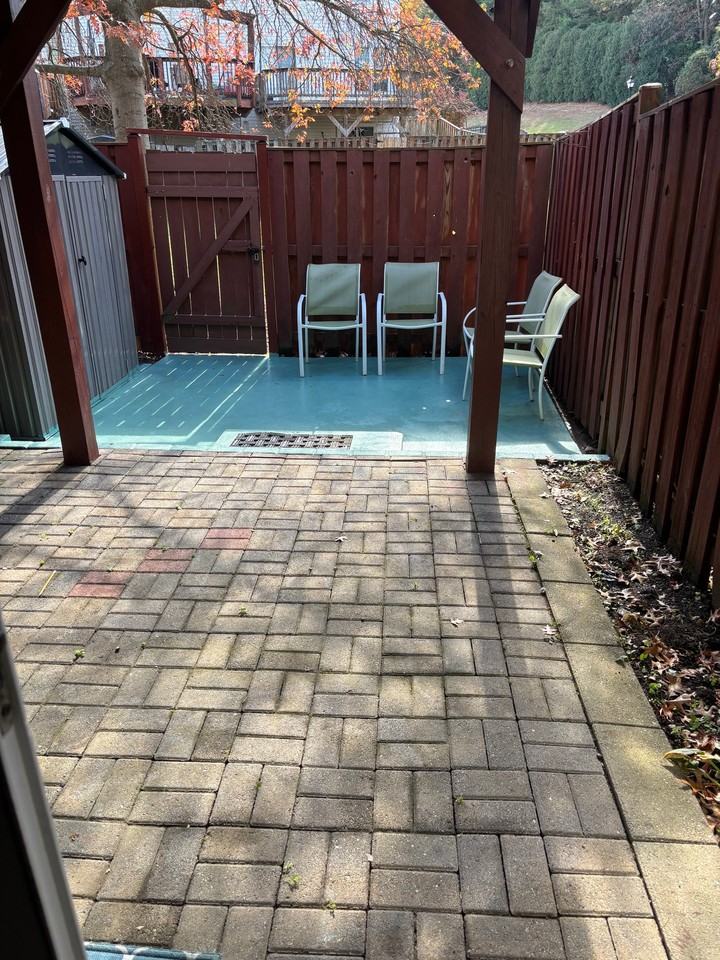 2027 Quiet Creek Ct - Photo 6 of 8