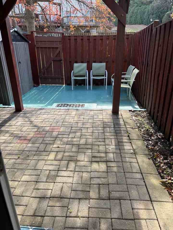 2027 Quiet Creek Ct - Photo 7 of 8