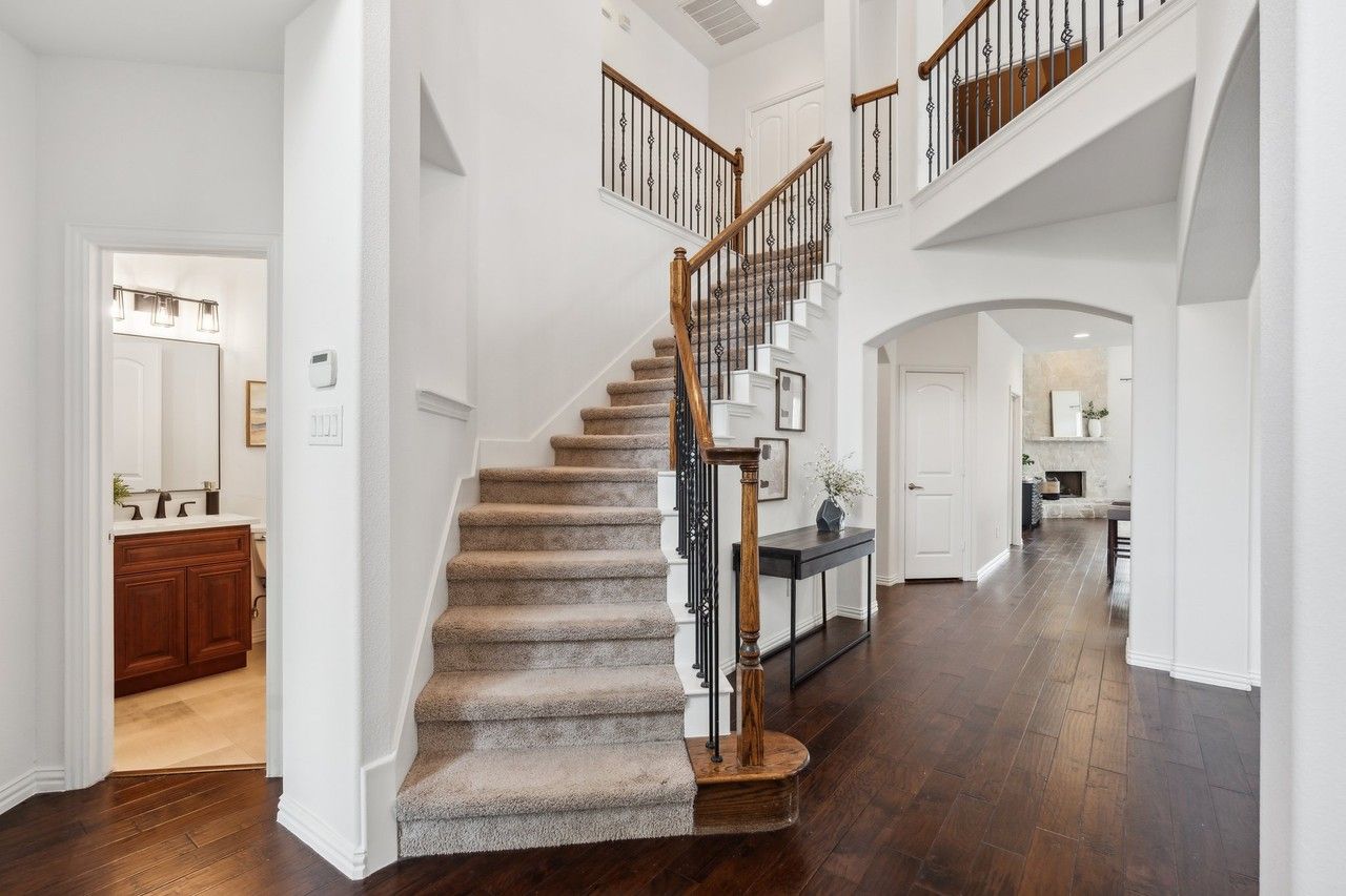5637 Belton Ln - Photo 6 of 20