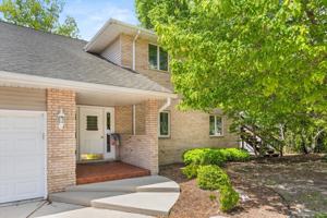 featured image of 2427 Reynolds Manor Dr