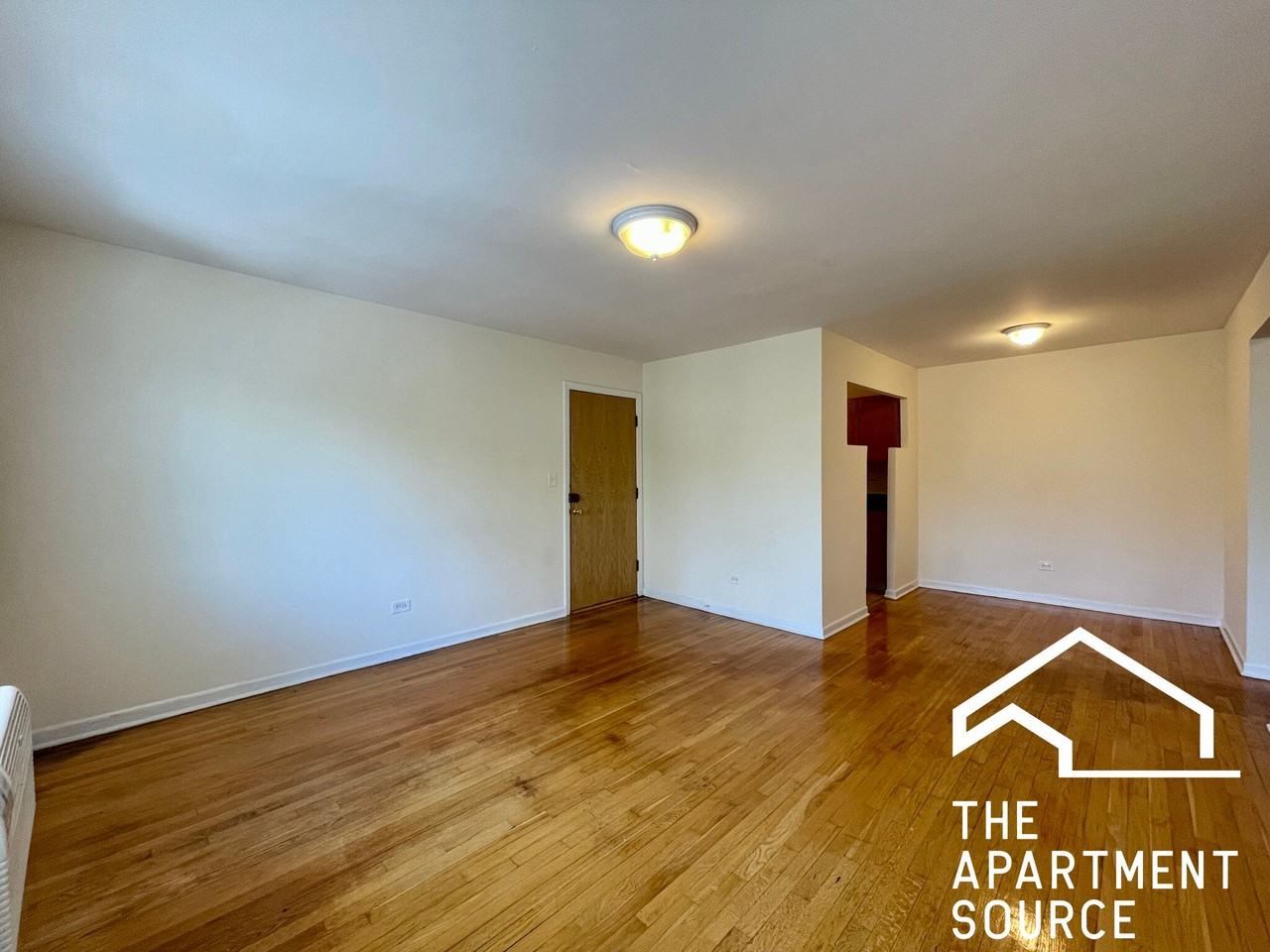 6002 N Kenmore Ave #202 - Photo 3 of 15