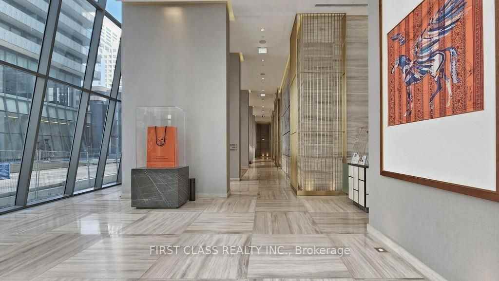 50 Charles Street East - Photo 11