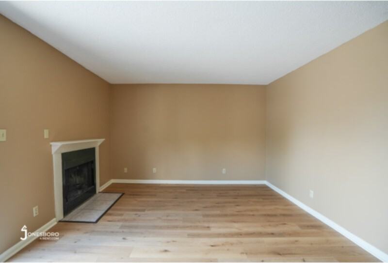 2115 W Nettleton Ave - Photo 3 of 15