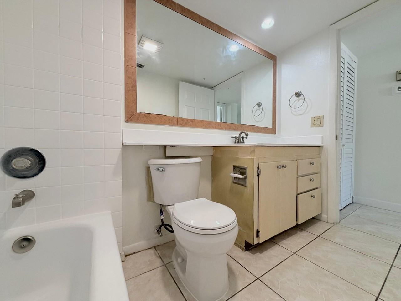 3511 Village Blvd #11 - Photo 4 of 16