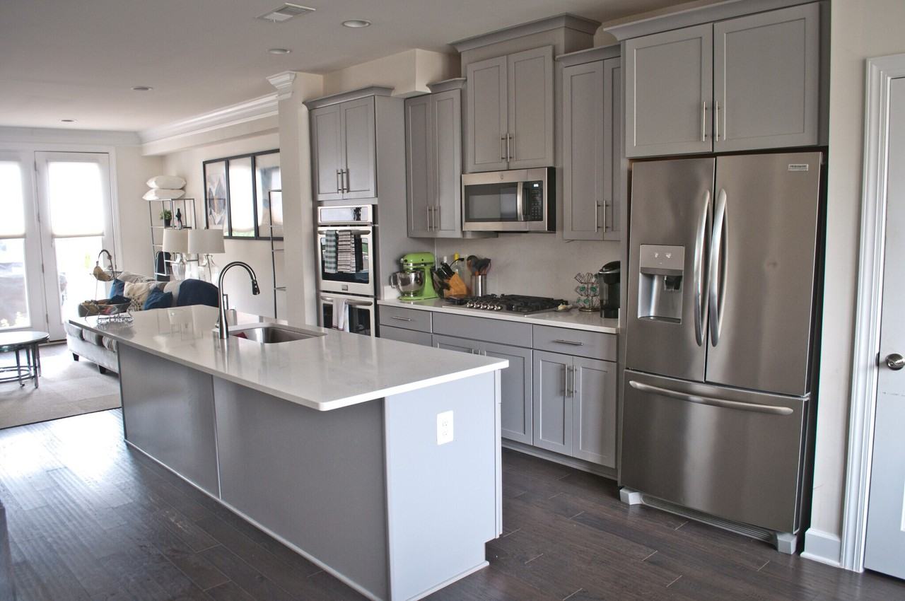 3717 Ambrose Hills Rd - Photo 2 of 7