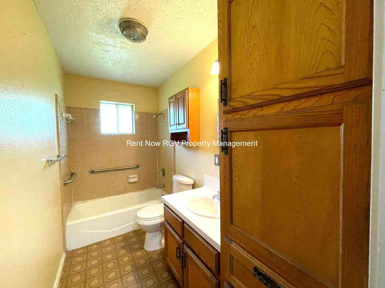 713 W Green Cir #NA - Photo 7 of 14