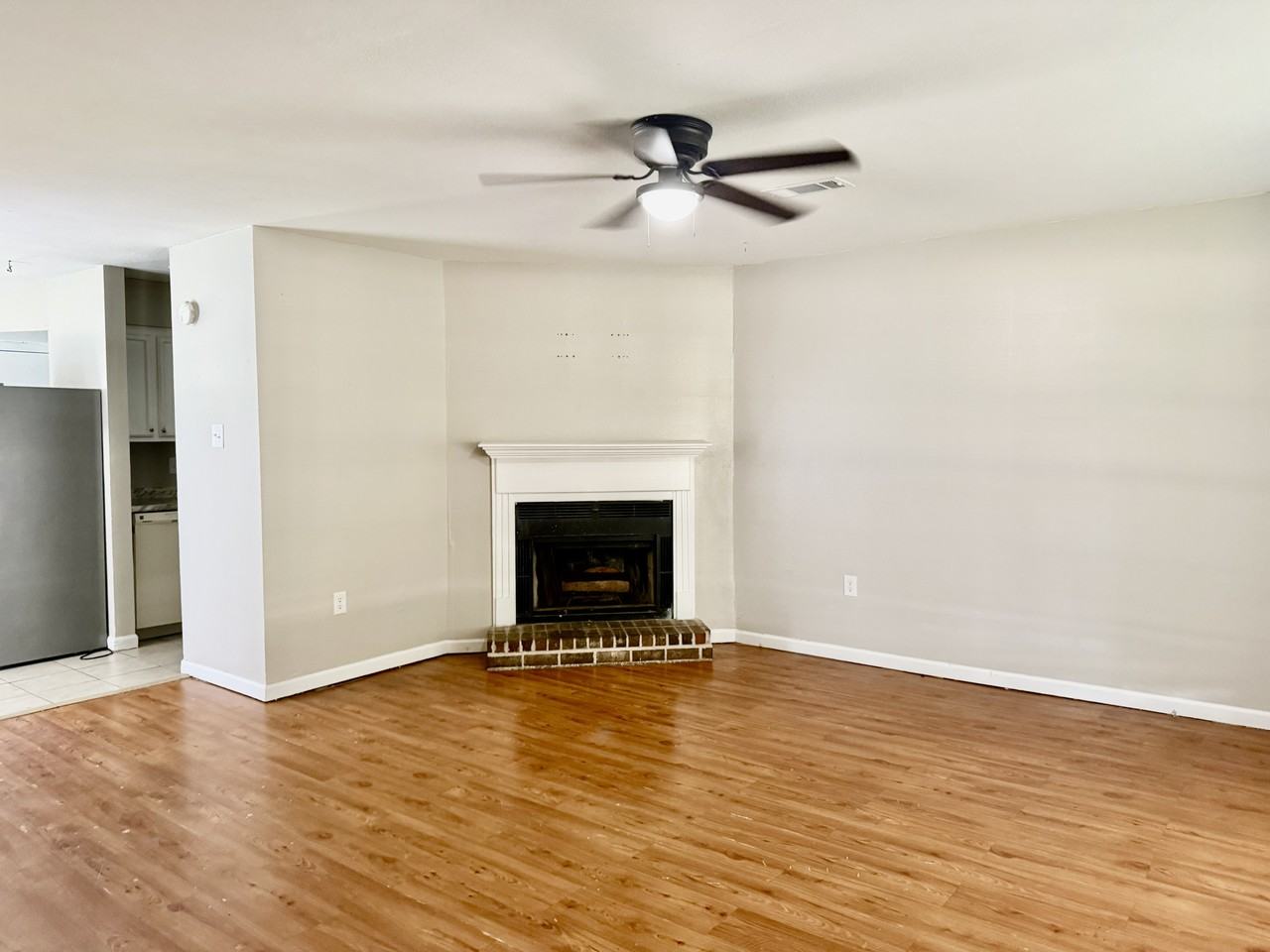 16023 Norwick Ave #16023 - Photo 4 of 19