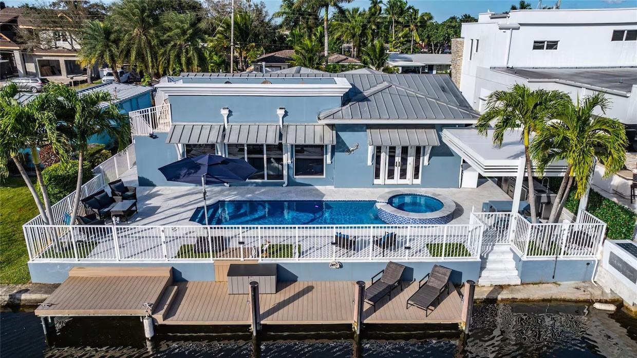 1304 Mandarin Isle #NA - Photo 3 of 37
