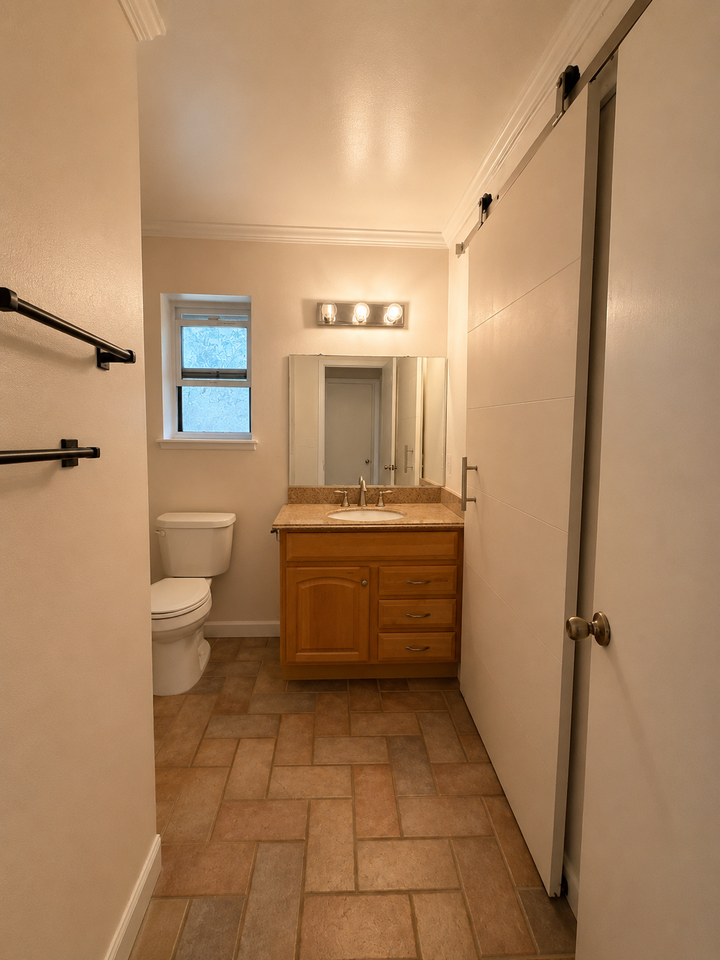610 Gilbert Ave #28 - Photo 3 of 9