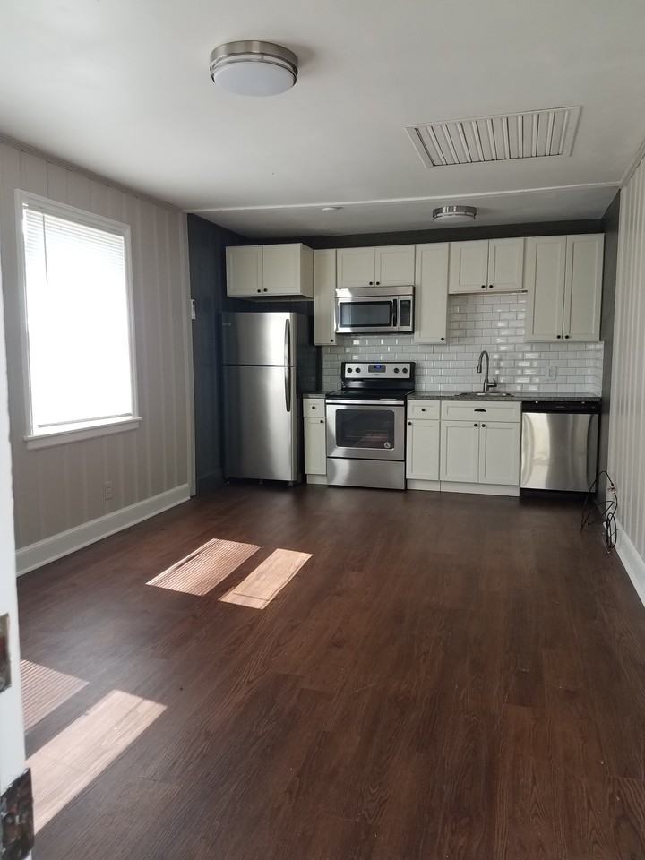 417 N Cedar St #NA - Photo 2 of 14