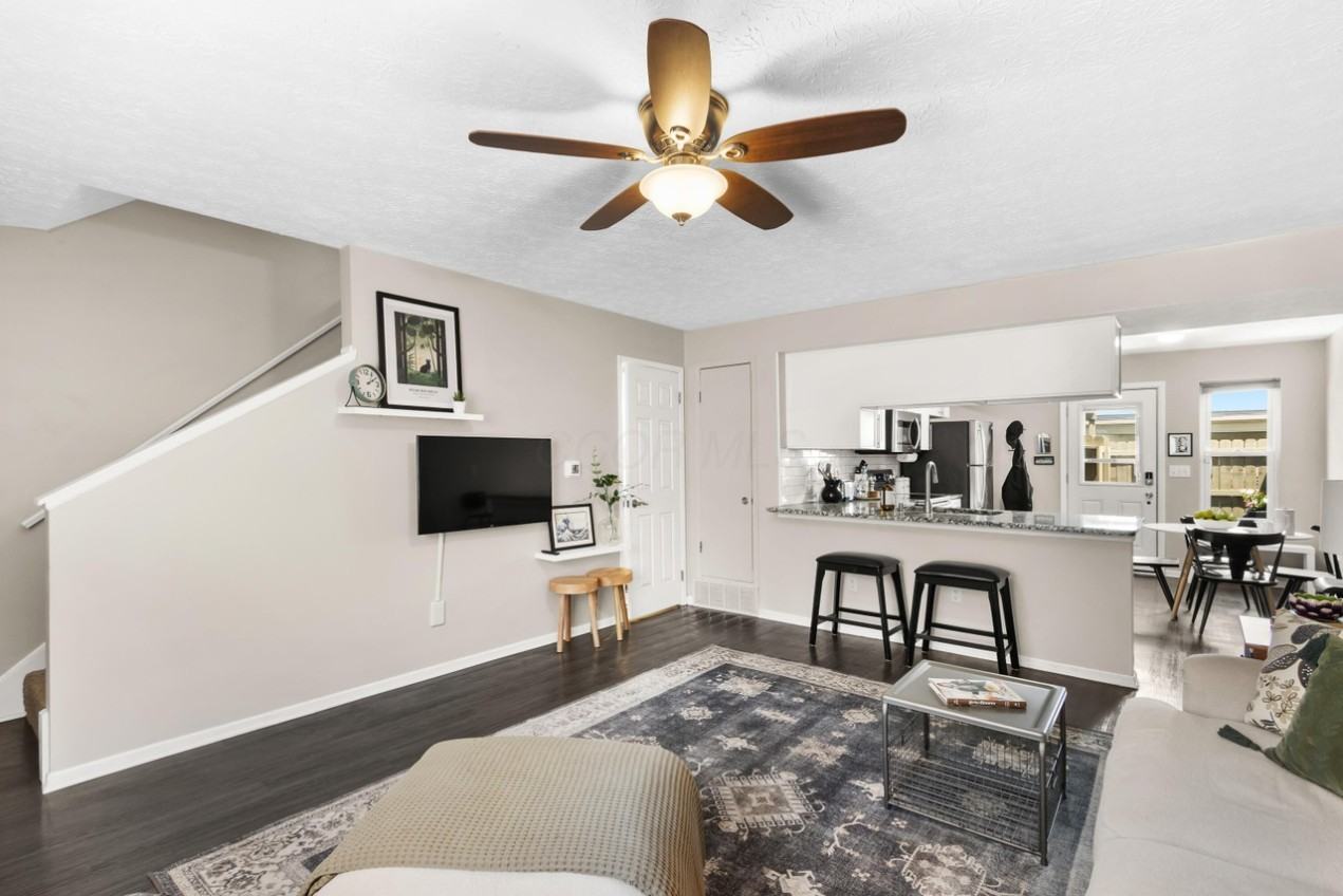 3232 Summerdale Ln #74 - Photo 5 of 27