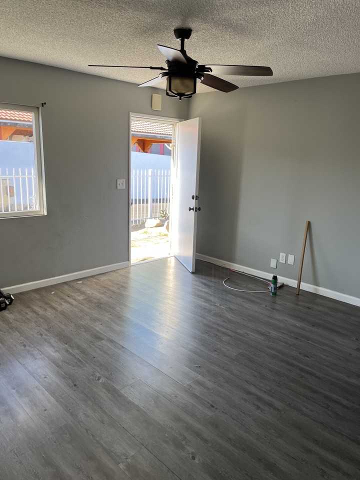 5917 Everett Ave #NA - Photo 2 of 7