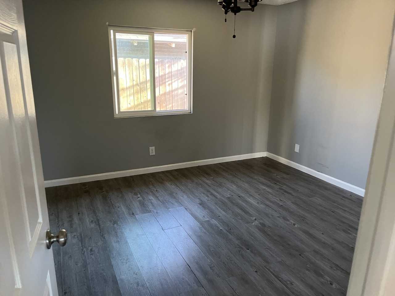 5917 Everett Ave #NA - Photo 4 of 7