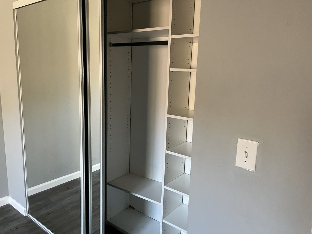 5917 Everett Ave #NA - Photo 5 of 7