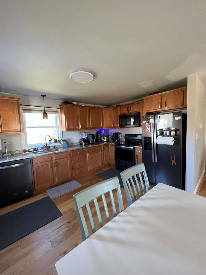 31 Tunxis Ln - Photo 4 of 8