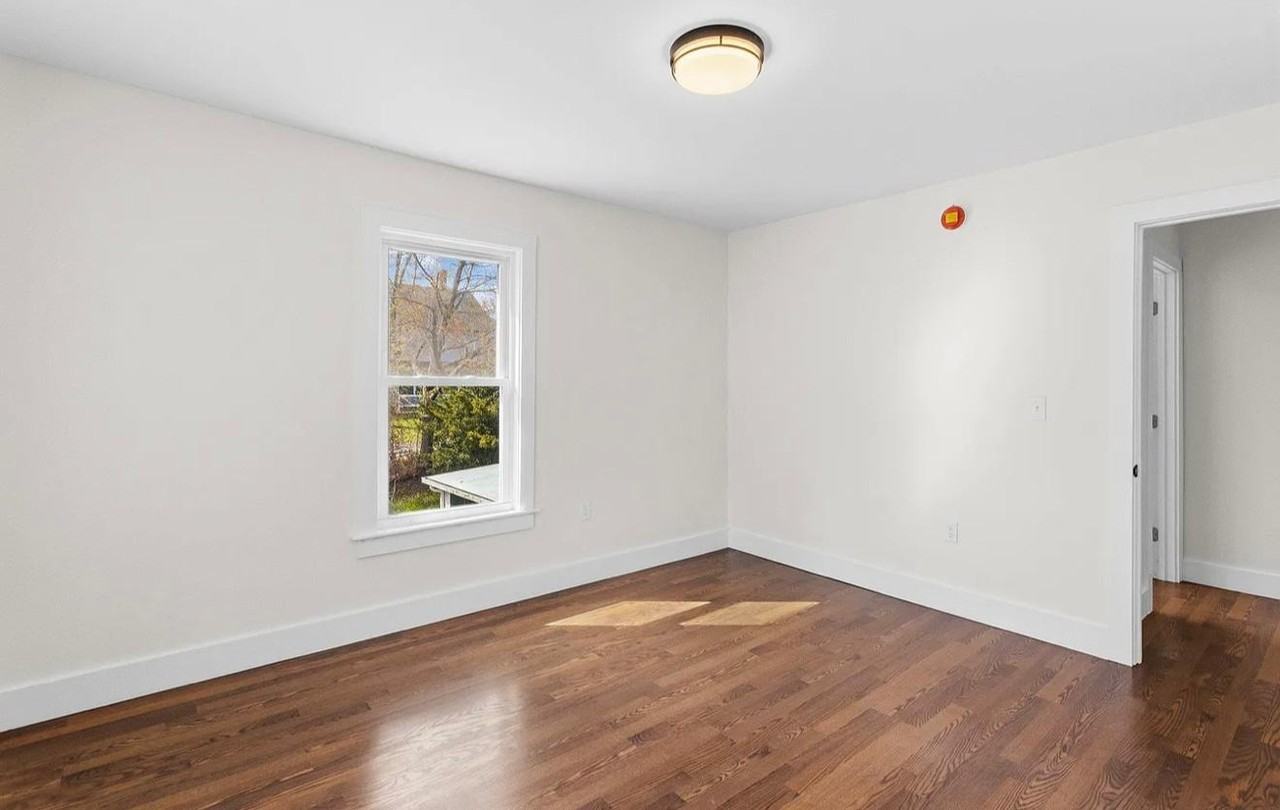 35 Niles St #5 - Photo 4 of 12