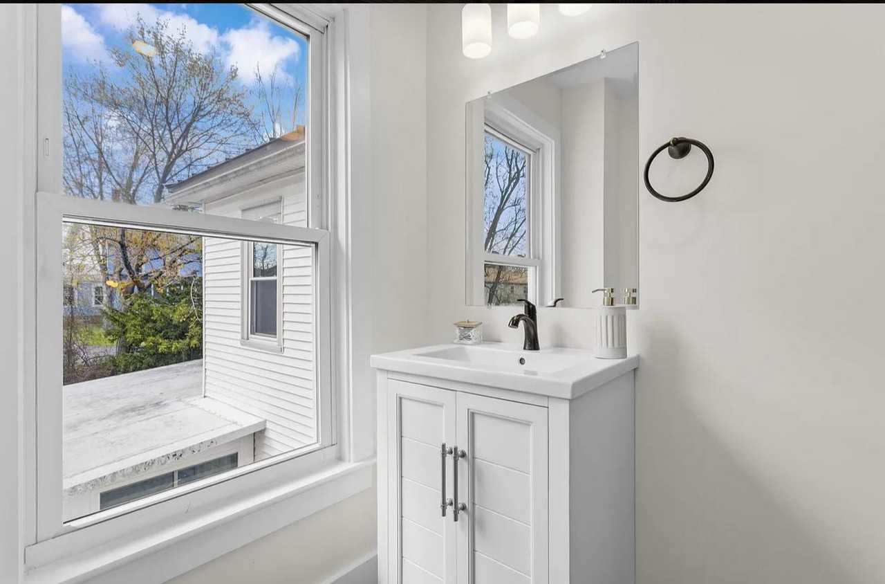 35 Niles St #5 - Photo 6 of 12
