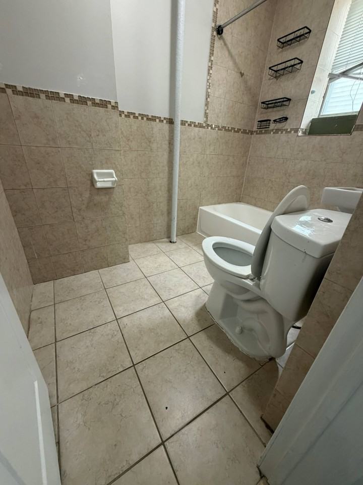 6119 Park Ave #B4 - Photo 5 of 8