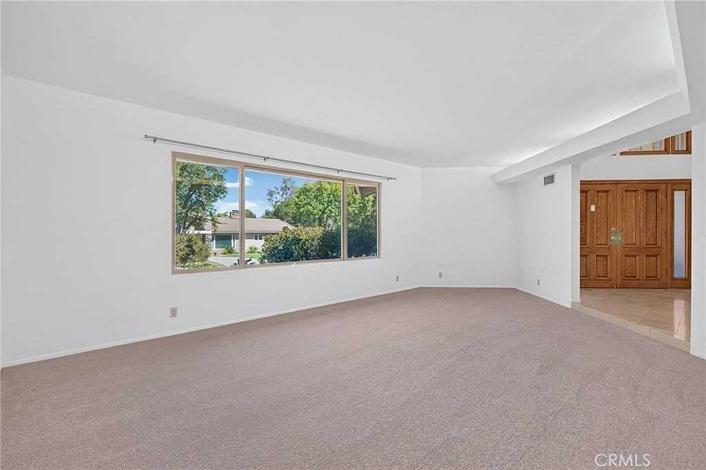 10401 Wystone Ave #NA - Photo 4 of 21