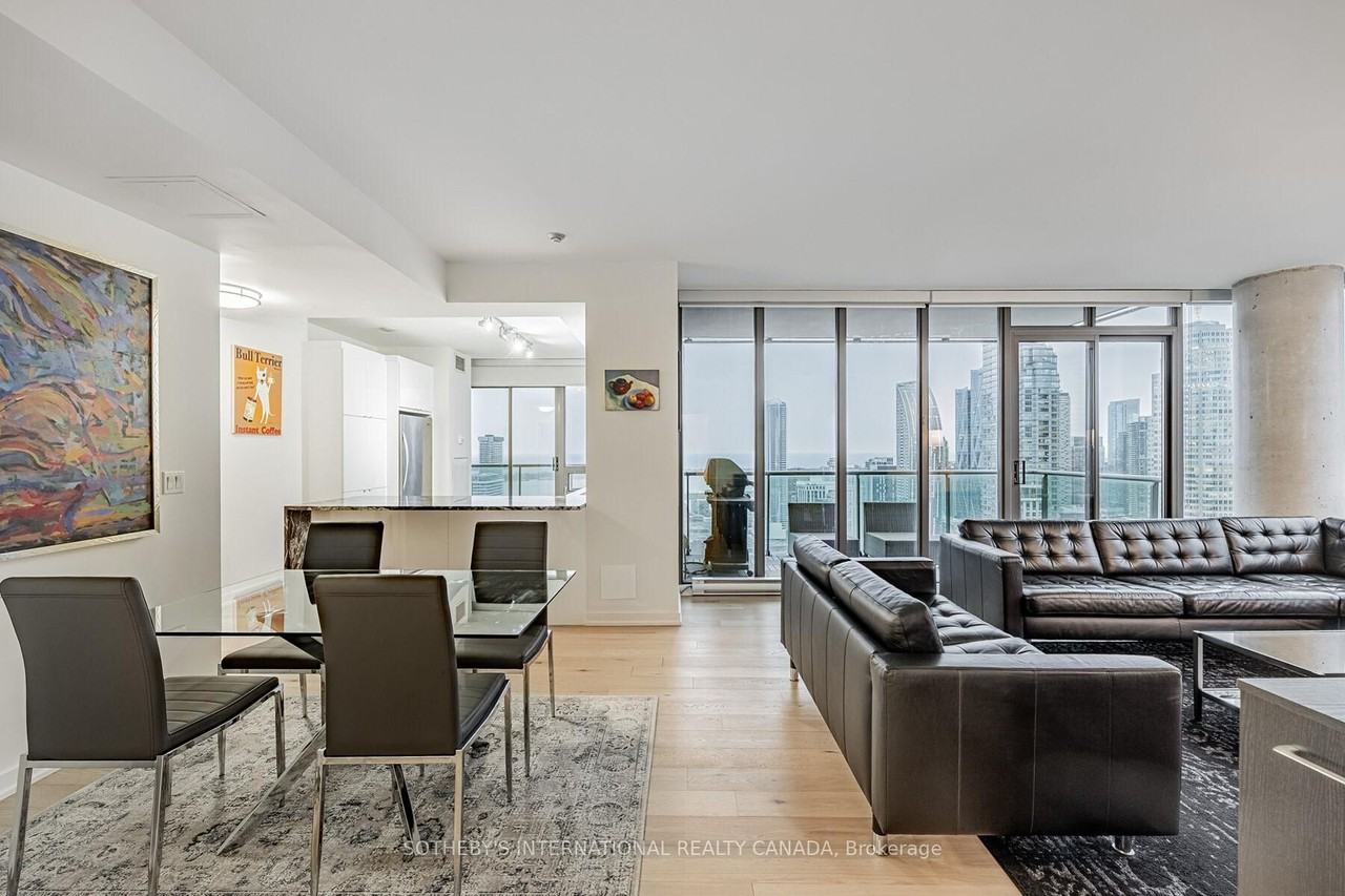33 Lombard Street #4301 - Photo 4 of 37