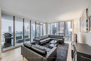 featured image of 33 Lombard Street #4301
