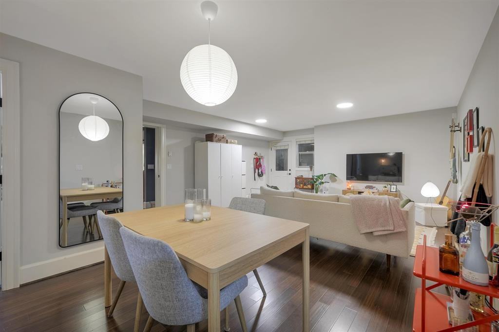 518 16th Street East - Photo 2 of 9