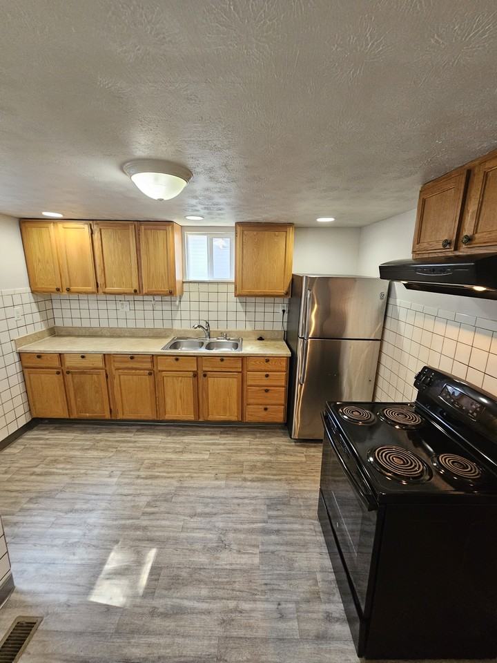 120 N Upland Ave #NA - Photo 7 of 10