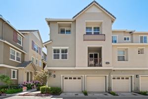featured image of 1271 Westbury Dr