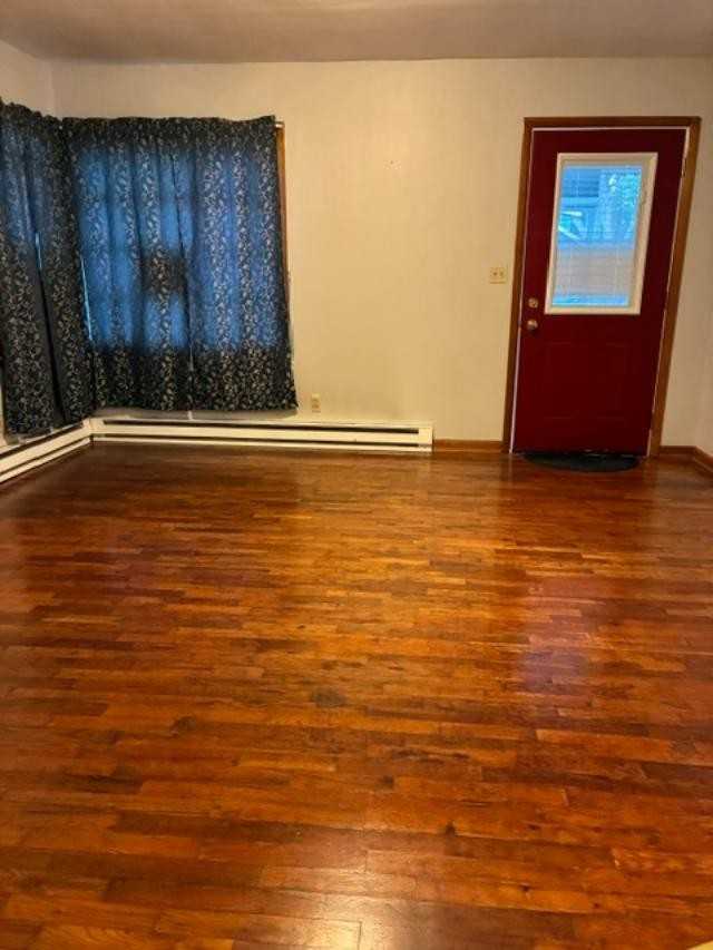 201 S Ives St #NA - Photo 2 of 9