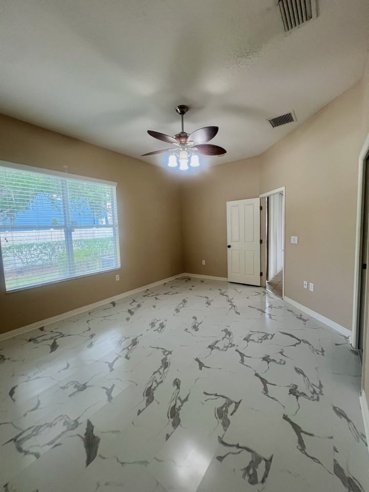31748 Blythewood Way #NA - Photo 6 of 17