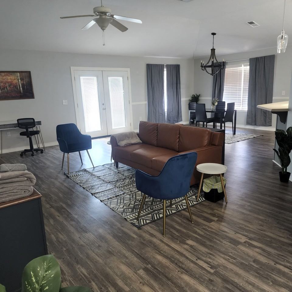 5634 Silver Star Ct #NA - Photo 5 of 6