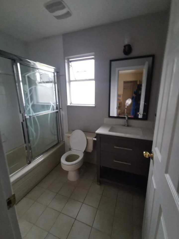 West King Edward Avenue - Photo 6 of 7