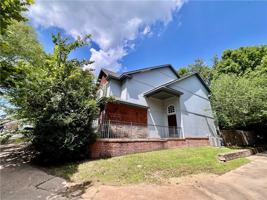 featured image of 564 S Pierremont Dr