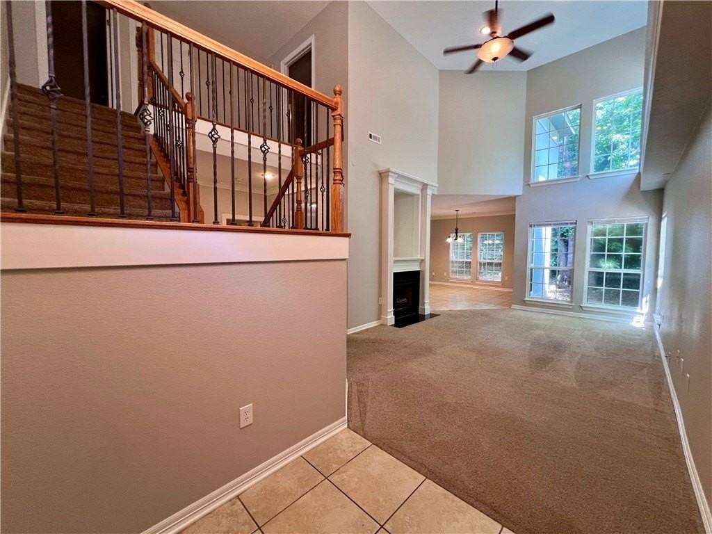 564 S Pierremont Dr - Photo 3 of 22
