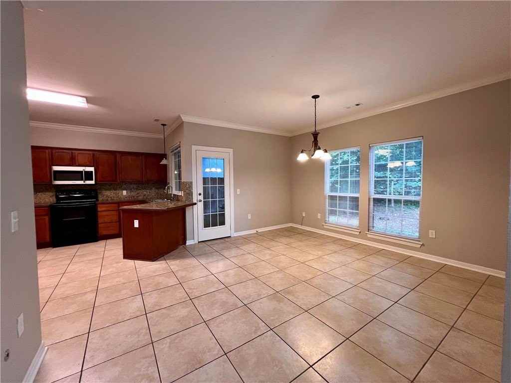564 S Pierremont Dr - Photo 5 of 22
