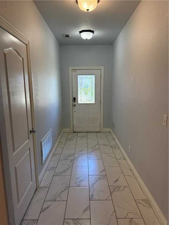 311 Wilson Dr - Photo 4 of 27