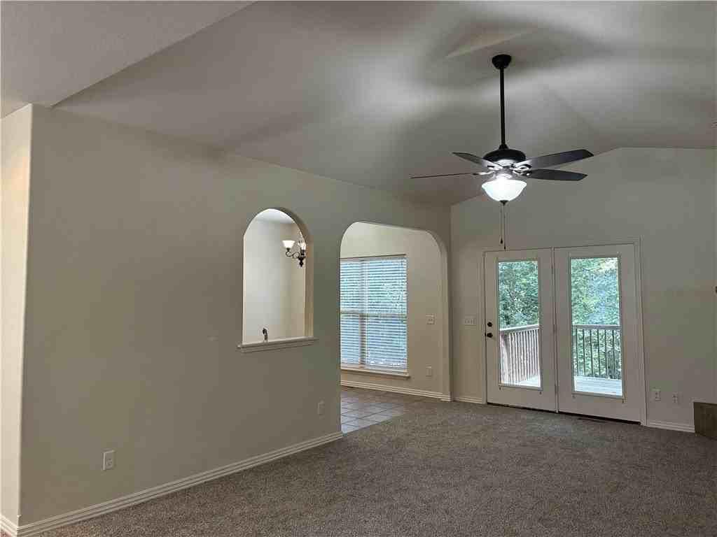 6 Turvey Ln - Photo 2 of 18