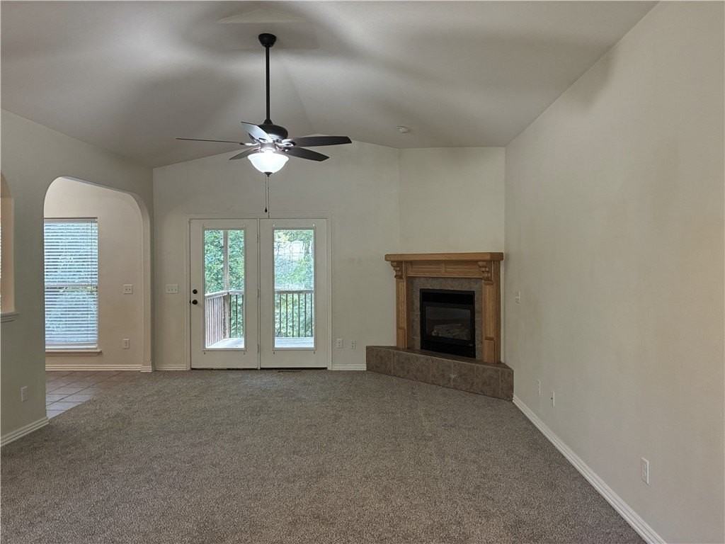 6 Turvey Ln - Photo 3 of 18