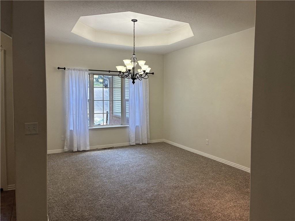 6 Turvey Ln - Photo 5 of 18