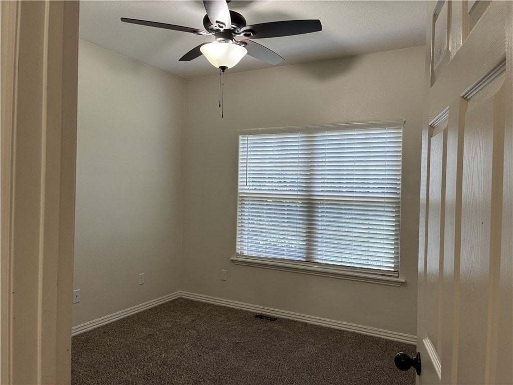 6 Turvey Ln - Photo 7 of 18