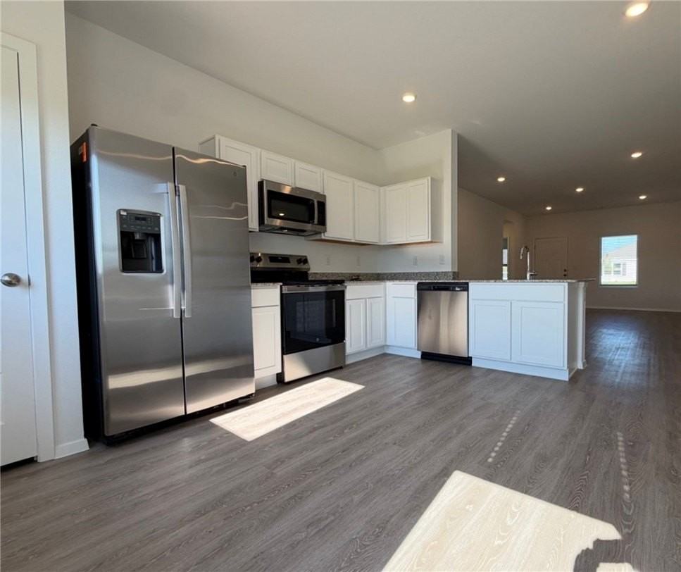 2720 Major St - Photo 5 of 16