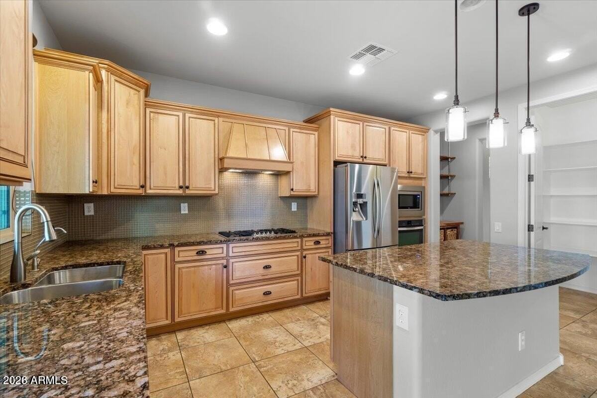 3734 E Matthew Dr - Photo 7 of 22