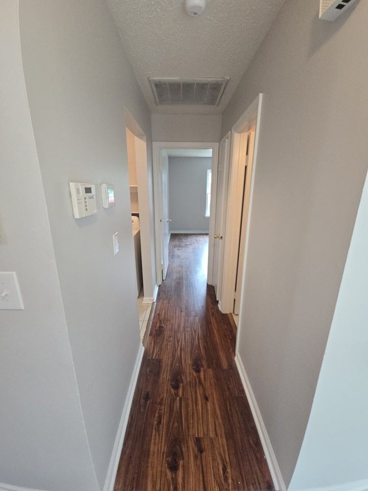 5360 Chatham Hall Dr #1 - Photo 3 of 32