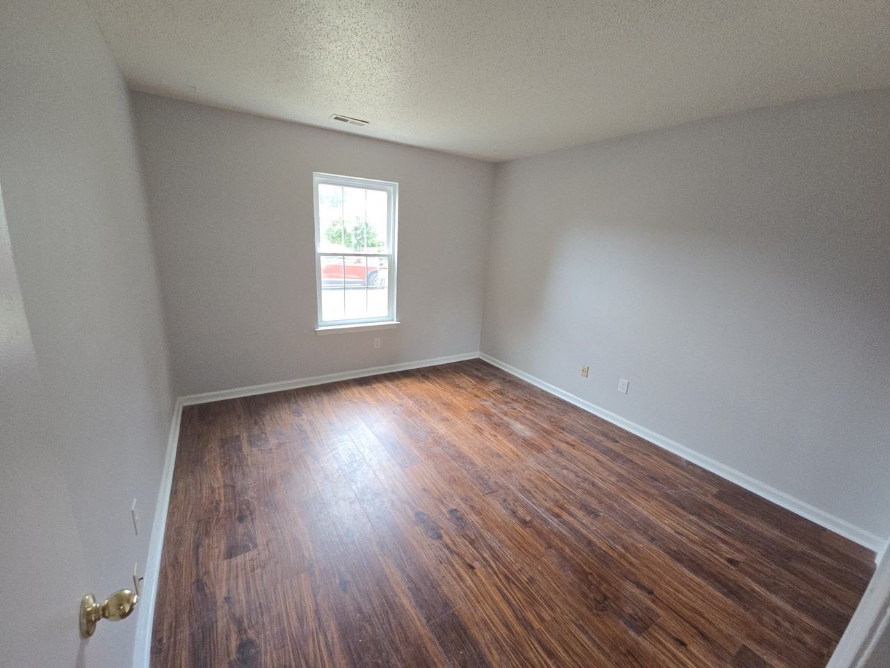 5360 Chatham Hall Dr #1 - Photo 5 of 32