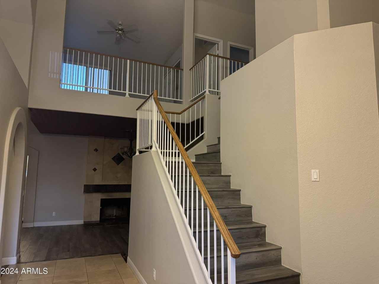 3216 N 109th Ave - Photo 3 of 17