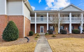 featured image of 2412 King Richard Ct #F