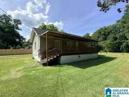 featured image of 5401 Mimosa St