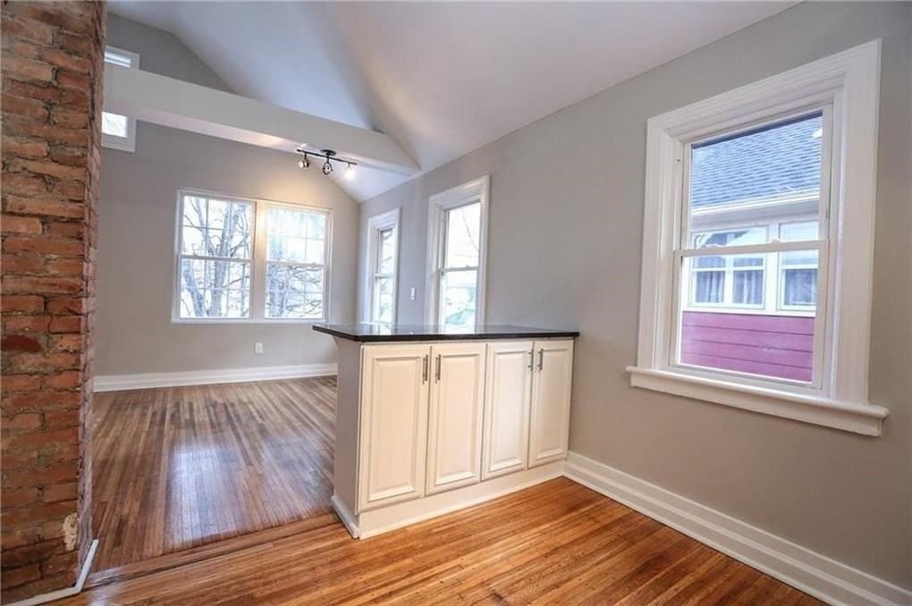 32 Rowley St - Photo 4 of 10