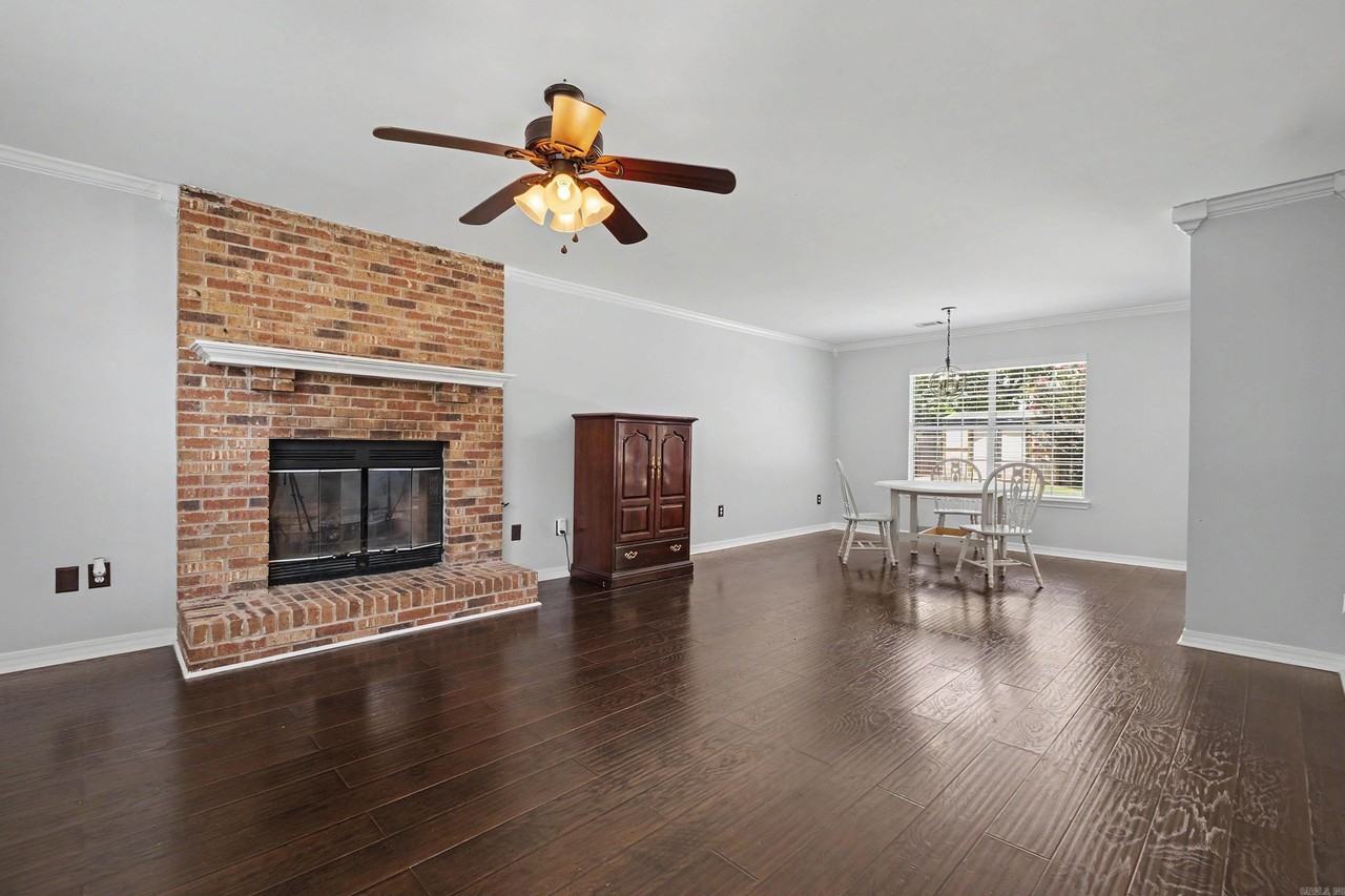 25 Fieldcrest Cir - Photo 3 of 32